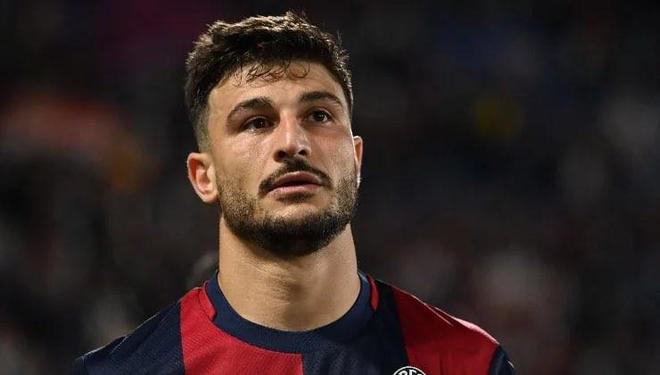 黄奕嘉的成 黄奕嘉的成