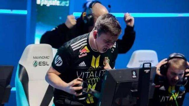 切和队员个 切和队员个