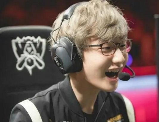 取得胜利的 取得胜利的