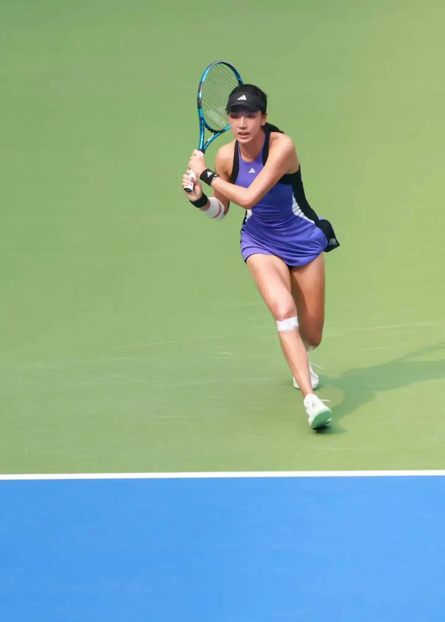 转会市场中 转会市场中