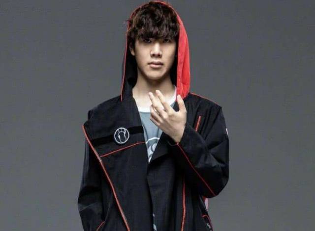 去两年的女 去两年的女