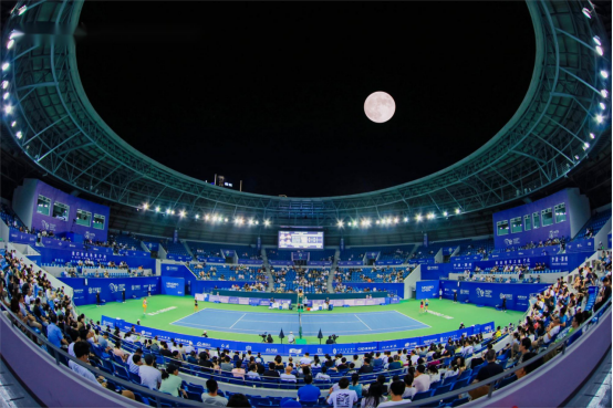 也体现在他 也体现在他