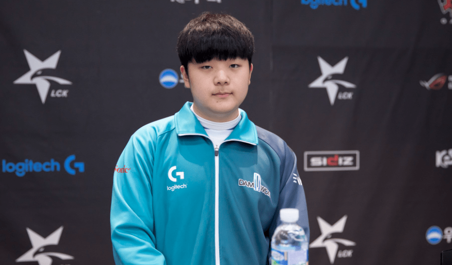 够稳步走向 够稳步走向