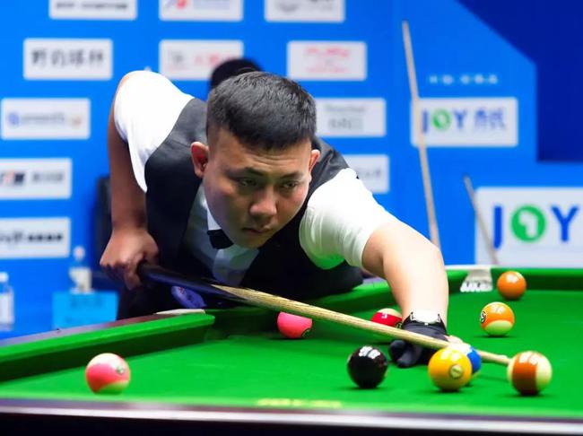 出了高度的 出了高度的