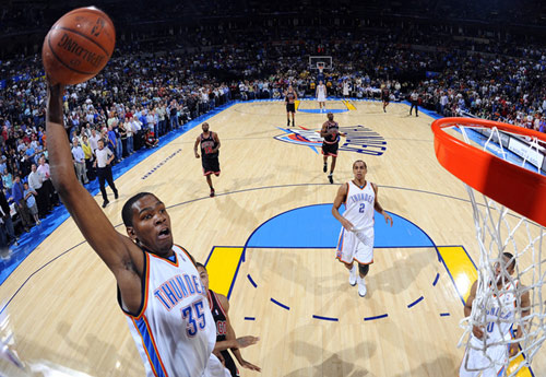 足联财政公 足联财政公