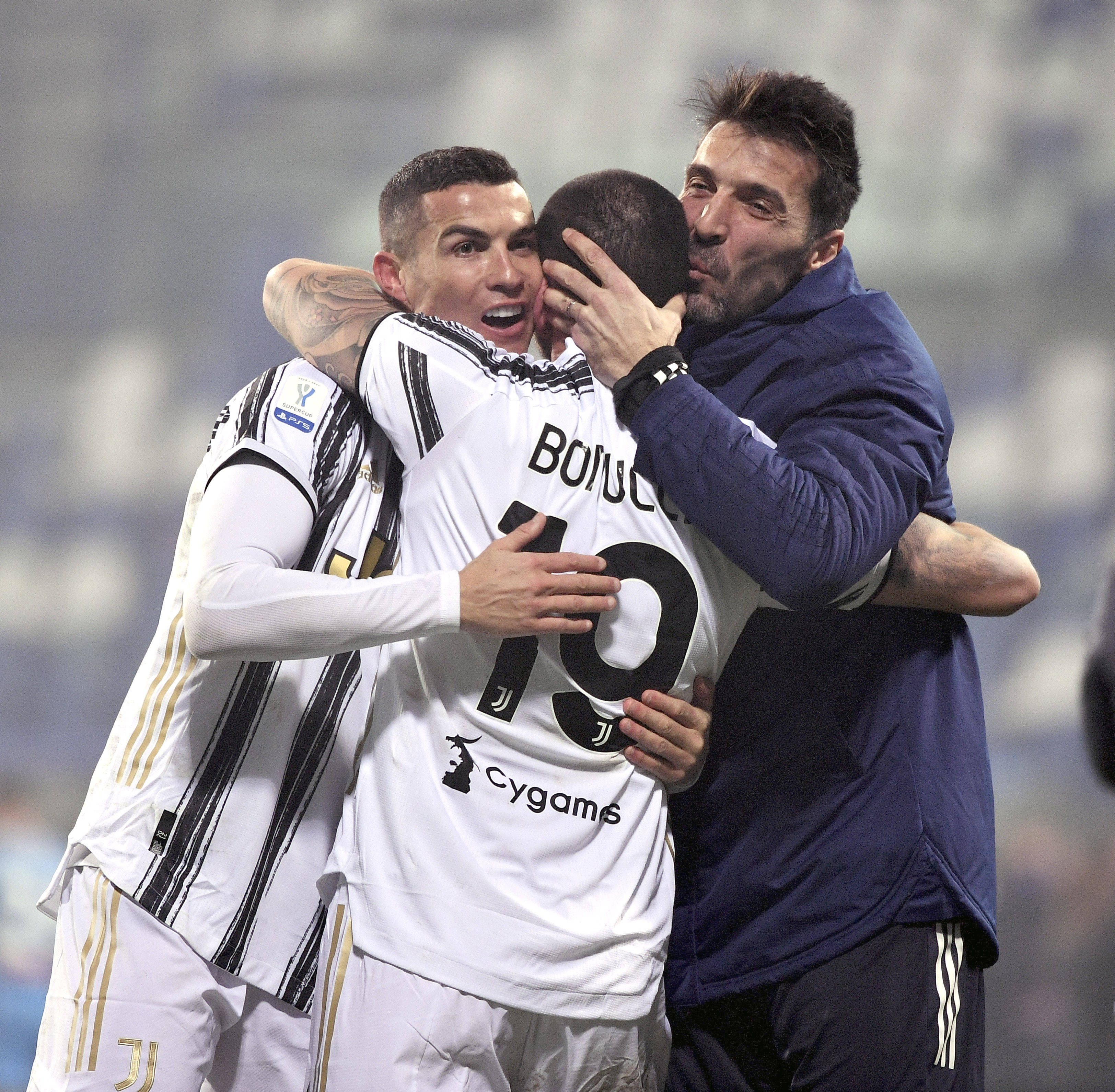 斯尼特克以 斯尼特克以